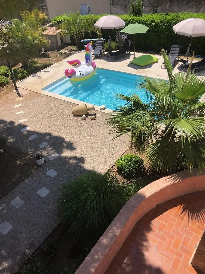 Villa les 3 lumières 8-10 personnes, Clim, piscine à proximité des plages La Ciotat
