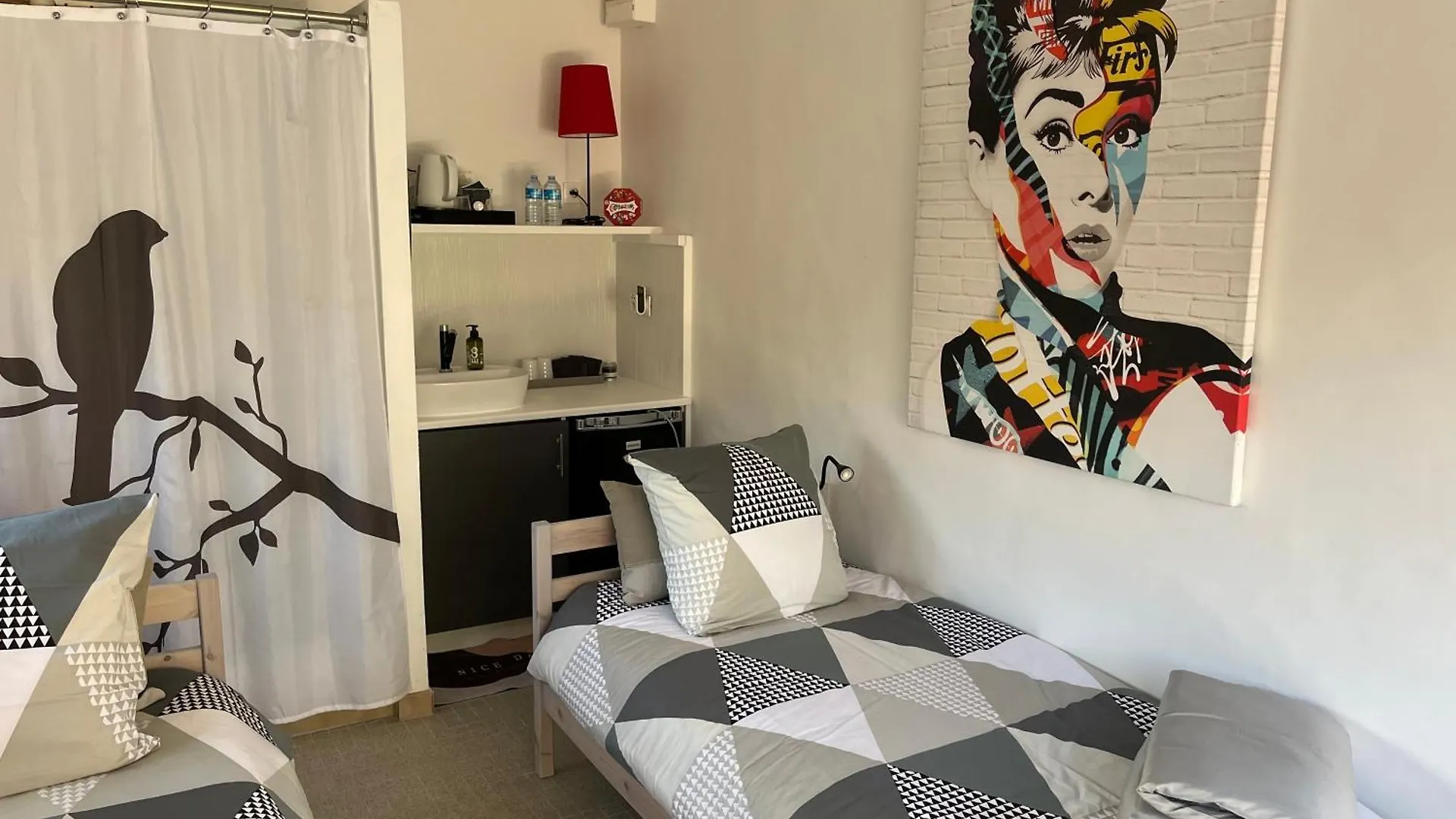 Villa les 3 lumières 8-10 personnes, Clim, piscine à proximité des plages La Ciotat